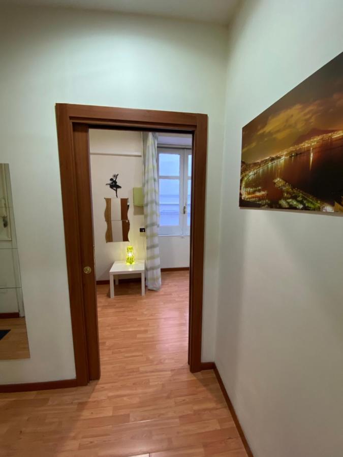Angy'S House Apartment Наполи Екстериор снимка