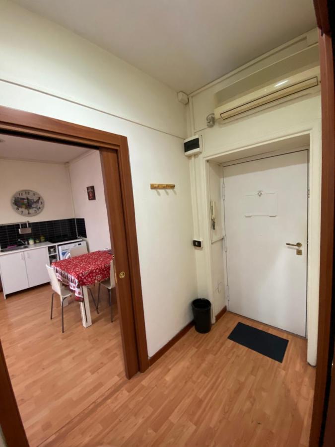 Angy'S House Apartment Наполи Екстериор снимка